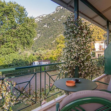 Tsertos Apartments Καμένα Βούρλα Εξωτερικό φωτογραφία