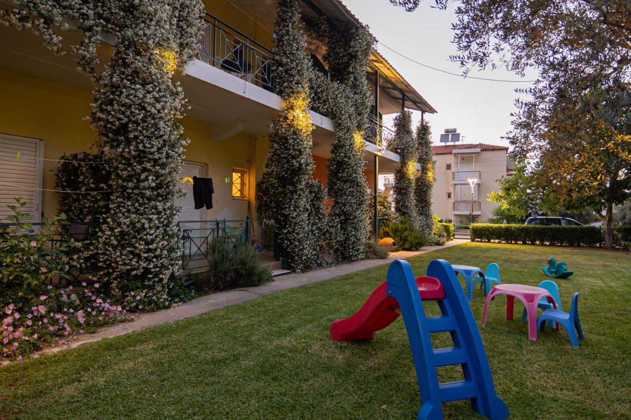 Tsertos Apartments Καμένα Βούρλα Εξωτερικό φωτογραφία