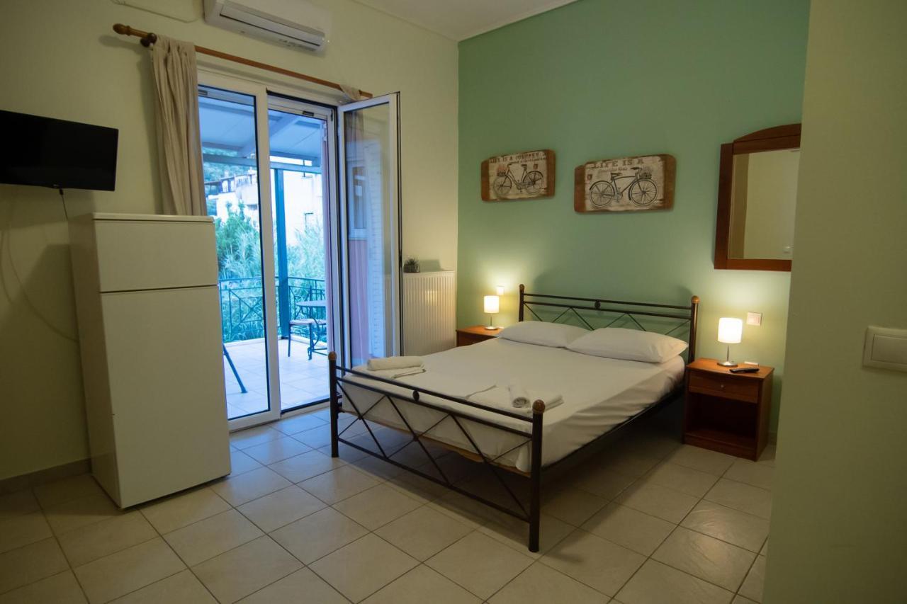 Tsertos Apartments Καμένα Βούρλα Εξωτερικό φωτογραφία