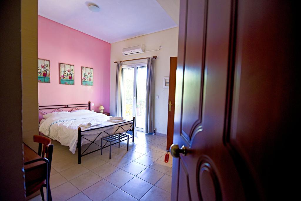 Tsertos Apartments Καμένα Βούρλα Εξωτερικό φωτογραφία