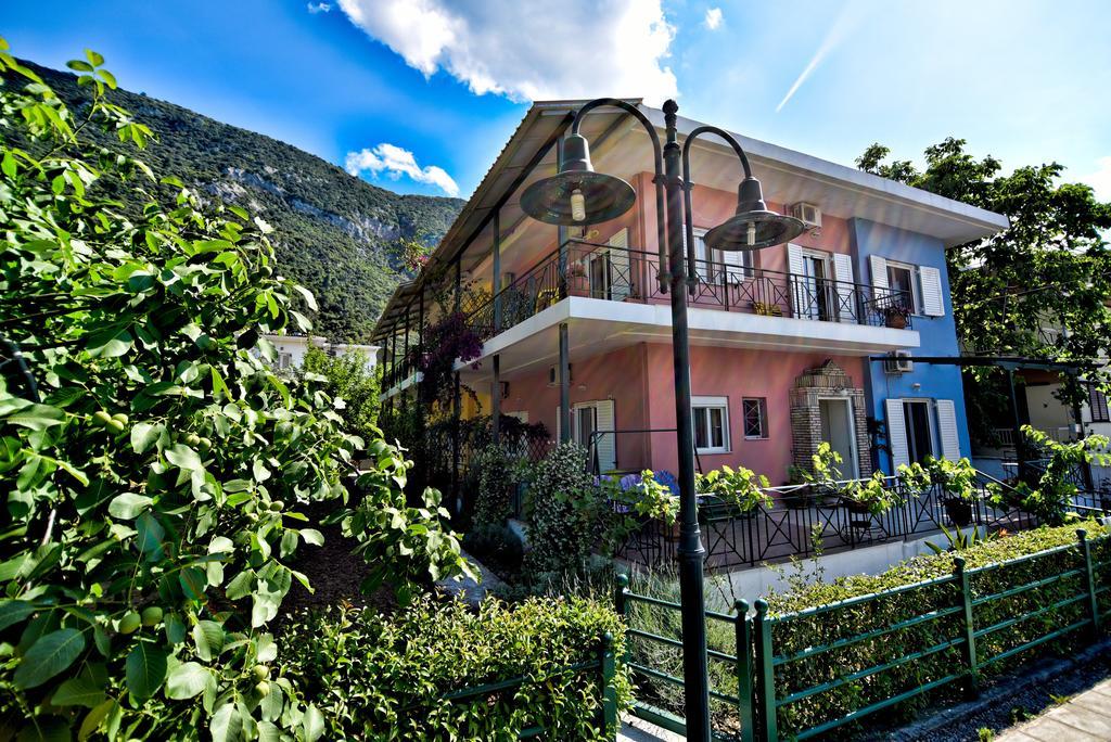 Tsertos Apartments Καμένα Βούρλα Εξωτερικό φωτογραφία